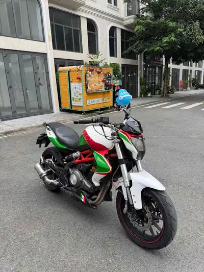 , Benelli 302 2015, тихий качественный двигатель, номер 64