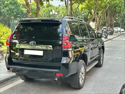 Toyota Land Cruiser Prado 2021 106220 км Черный