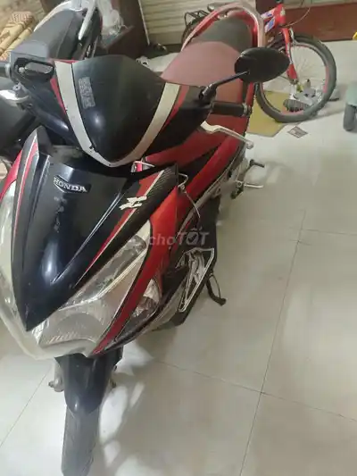 Honda Air Blade 2011 Красно-черный