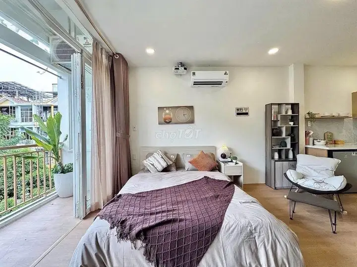 Сдается квартира-студия 1/2 комнаты 40 м² с балконом - Etown/станция T3/Конг Хоа