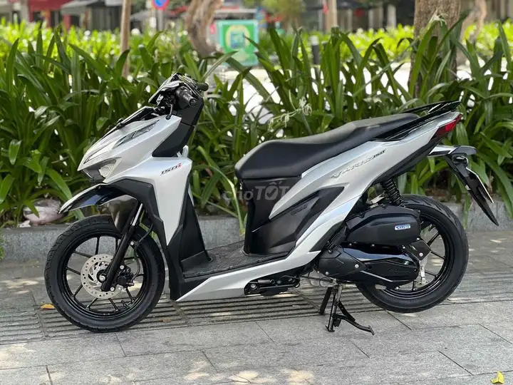 Vario 125 2022 Серебристый Porsche Индонезия гор.номер 1хозяин
