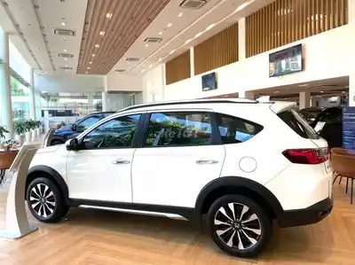 Honda BRV L, LĂN BÁNH TPHCM 71x TR, GIAO NGAY