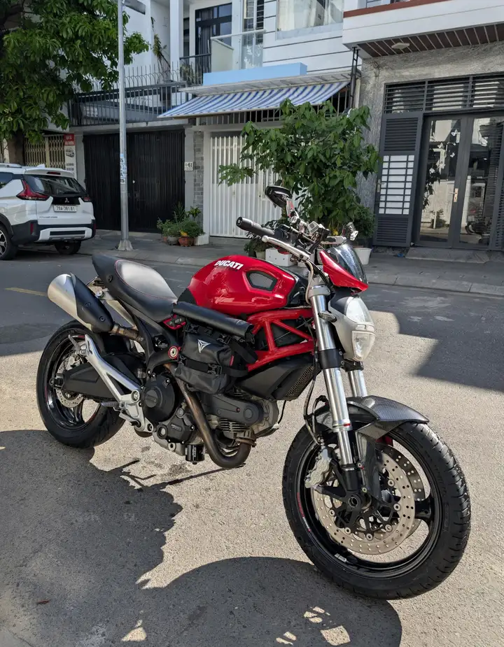 Ducati Monster 795 ABS