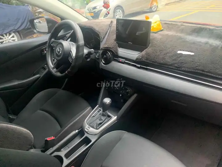 Mazda Mazda 2 2023 Автомат 19.681 км