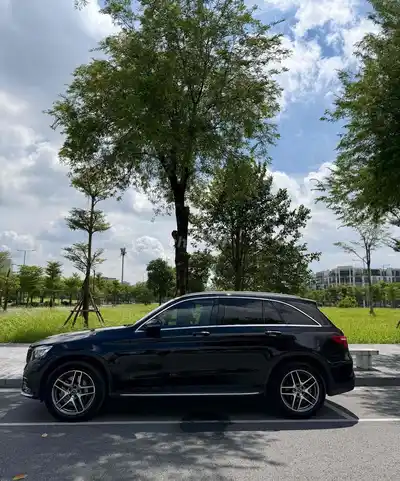 Mercedes GLC 300 2017 от собственника, пробег 90 тыс. км