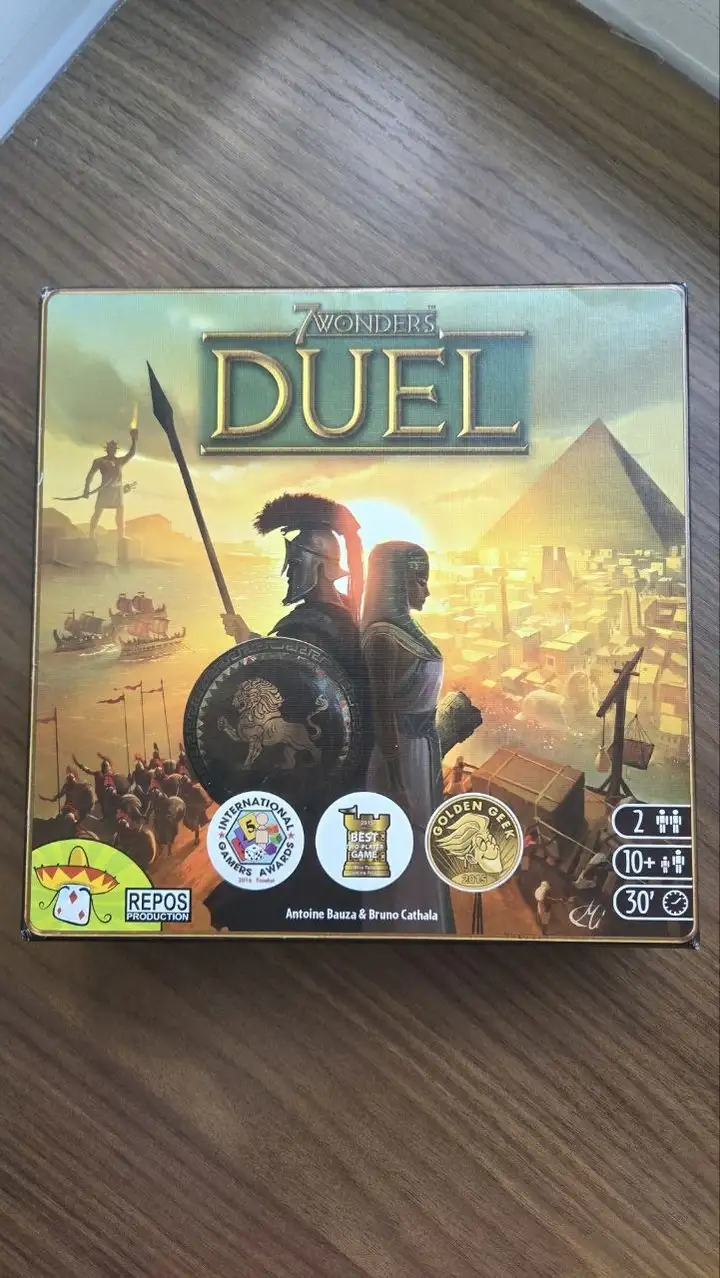Настольные игры: Catan, Цитадели, 7 чудес Дуэль, Hive, Покерный набор, Мрачная гавань