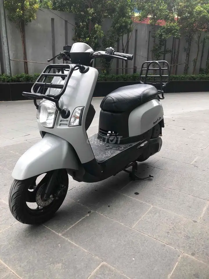 Yamaha Cuxi серий скутер