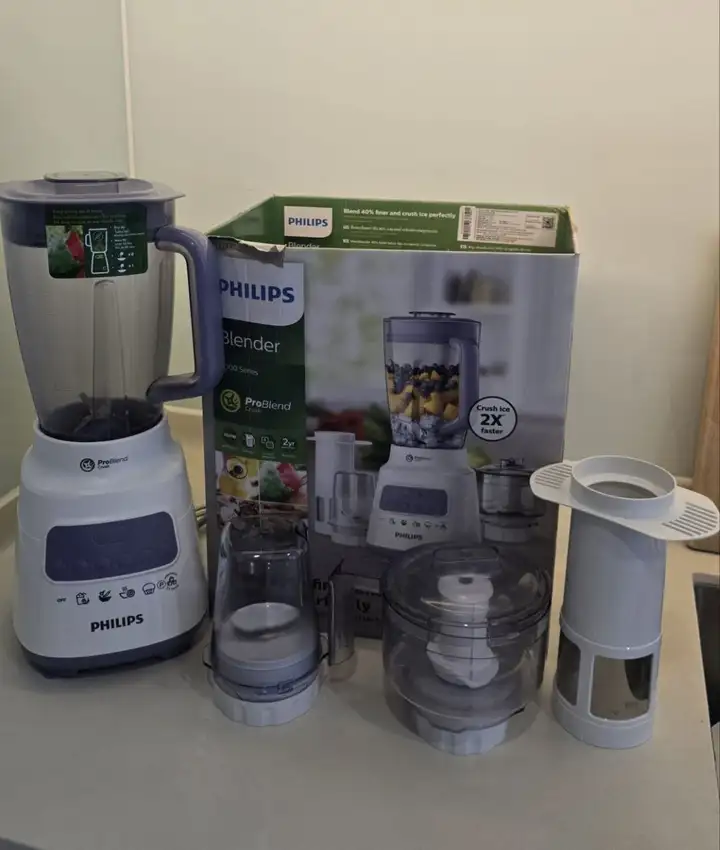 Блендер Philips HR2223/00