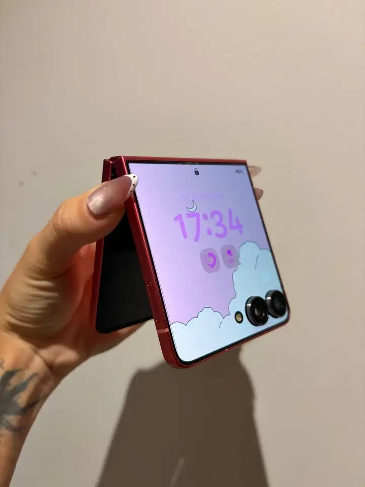 Samsung Galaxy Z Flip7
