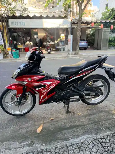Yamaha Exciter 150 2017 красно-черный