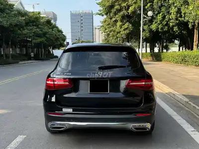 Mercedes GLC 200 2019 черный 66000 км