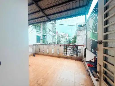 Аренда недорогого двухэтажного дома в районе Binh Tri Dong