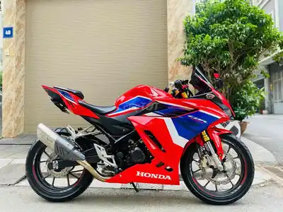 Номерной знак HONDA CBR150 ABS FI TP новый снегоход