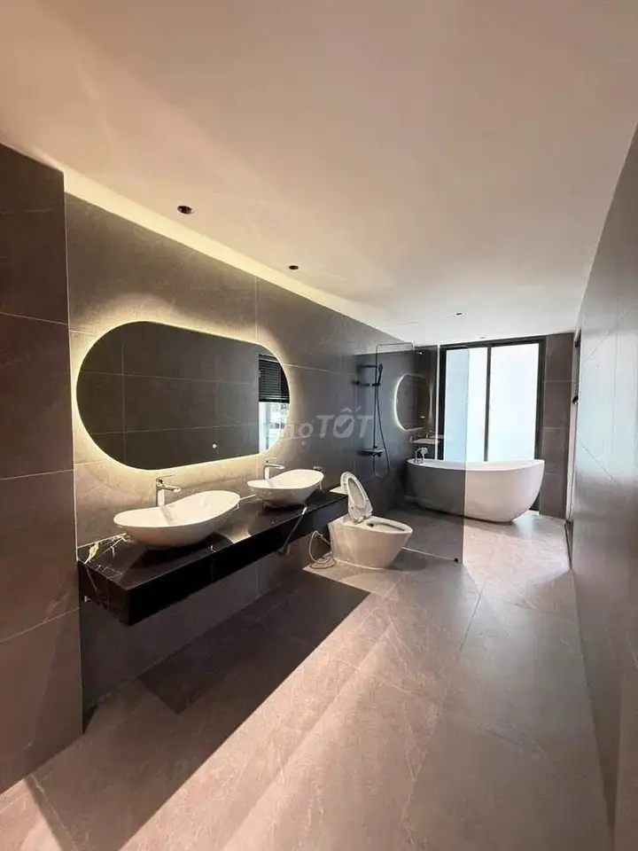 Bán nhà Nguyễn Sơn 7 tầng thang máy, mặt tiền 7.6m, khu Hàng Không