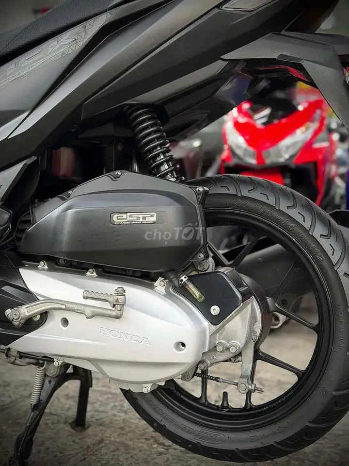 Honda Click 125i 2017 тайской сборки, черный, красный