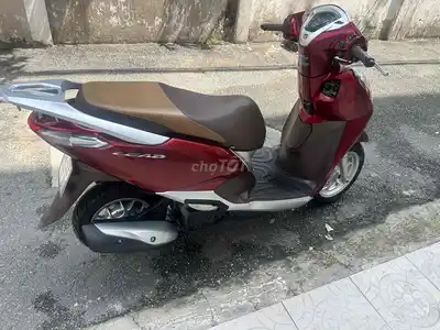 Honda Lead 2018 красный