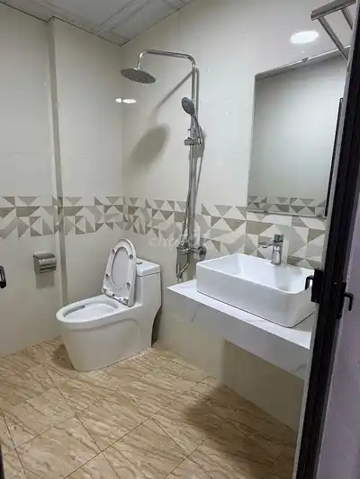 Дом 35 кв.м, 5 этажей, переулок 2 Quang Trung, Ha Dong