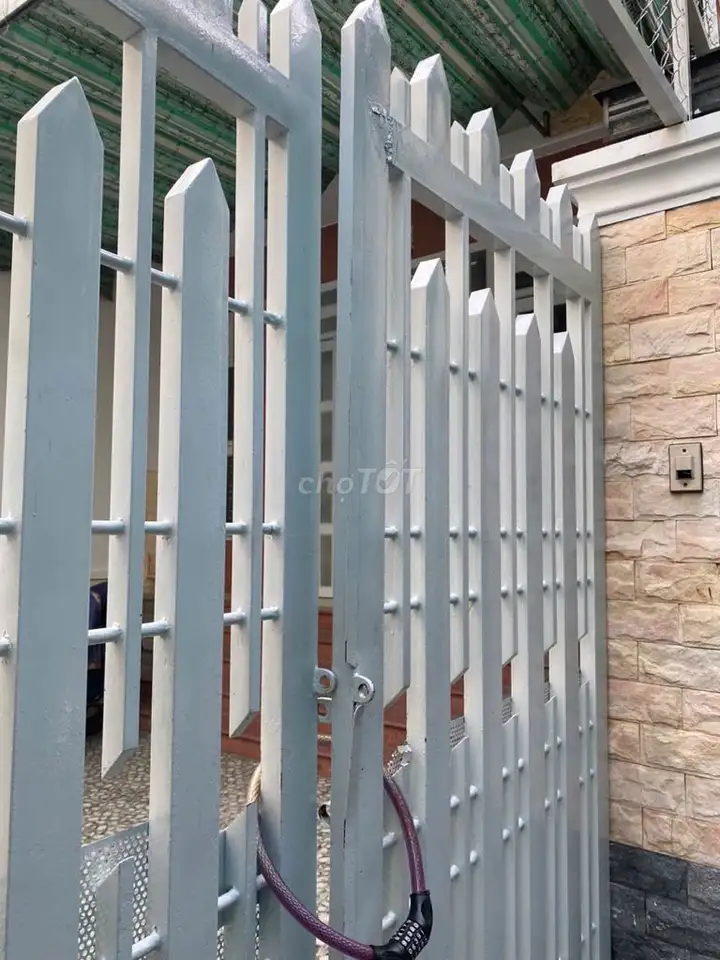 Дом на улице Чан Ван Данг, Район 3 – 94 м² – Ширина 6м – 4 этажа