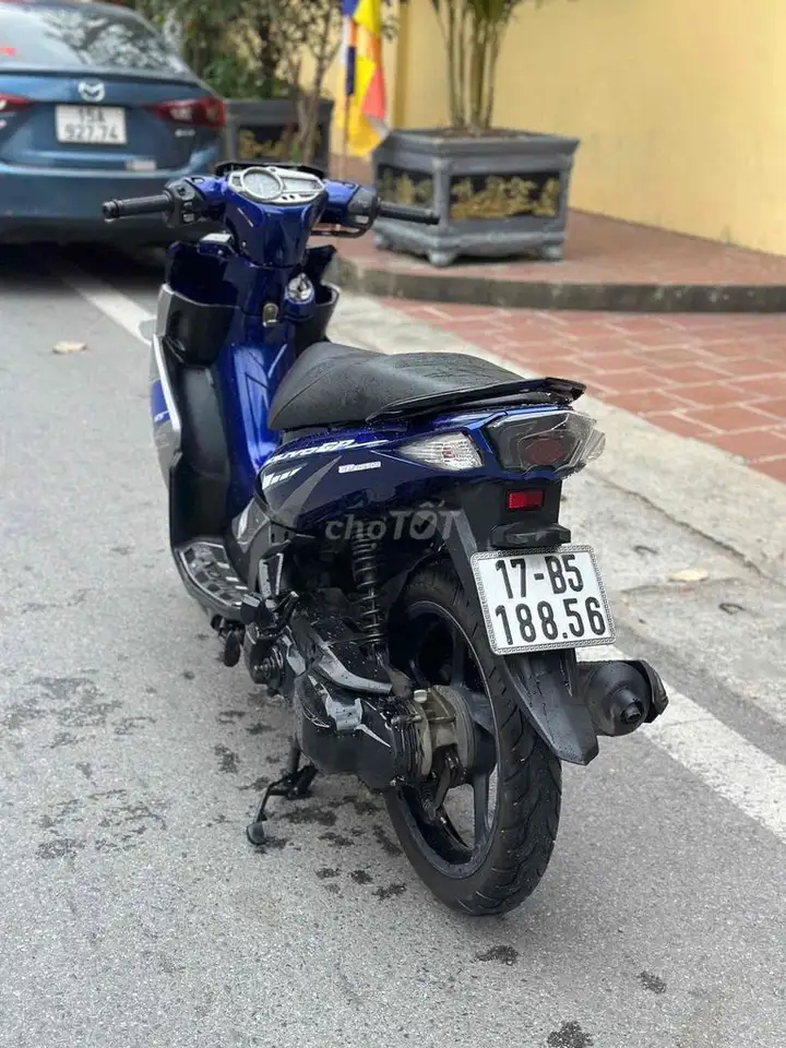 Yamaha Nouvo 6, 2015, бело-синий
