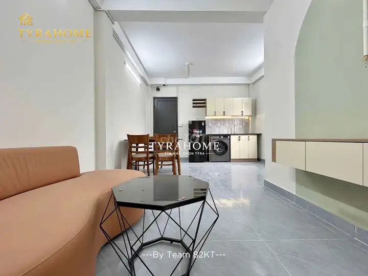Сдается 1-комн. кв. 45м² с балконом, ул. Ле Ван Сы, р-н 3