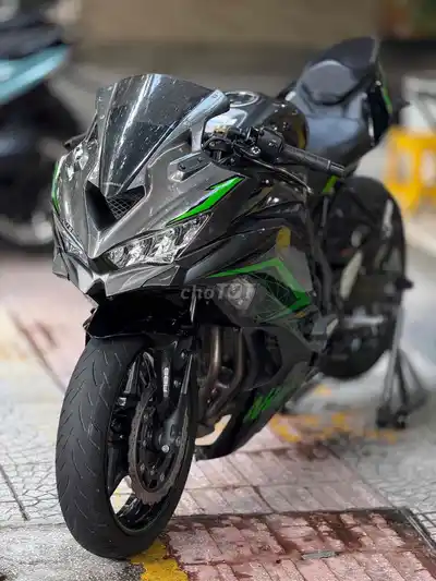 Kawasaki ZX25R нового поколения TFT, пробег 12.000 км