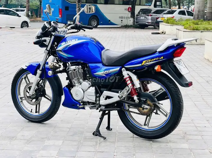 Suzuki EN150-A синий, механическая КПП, с оформлением
