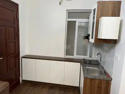 Сдается комната-студия площадью 25-28 м2 в Кау Гиай, Ханой