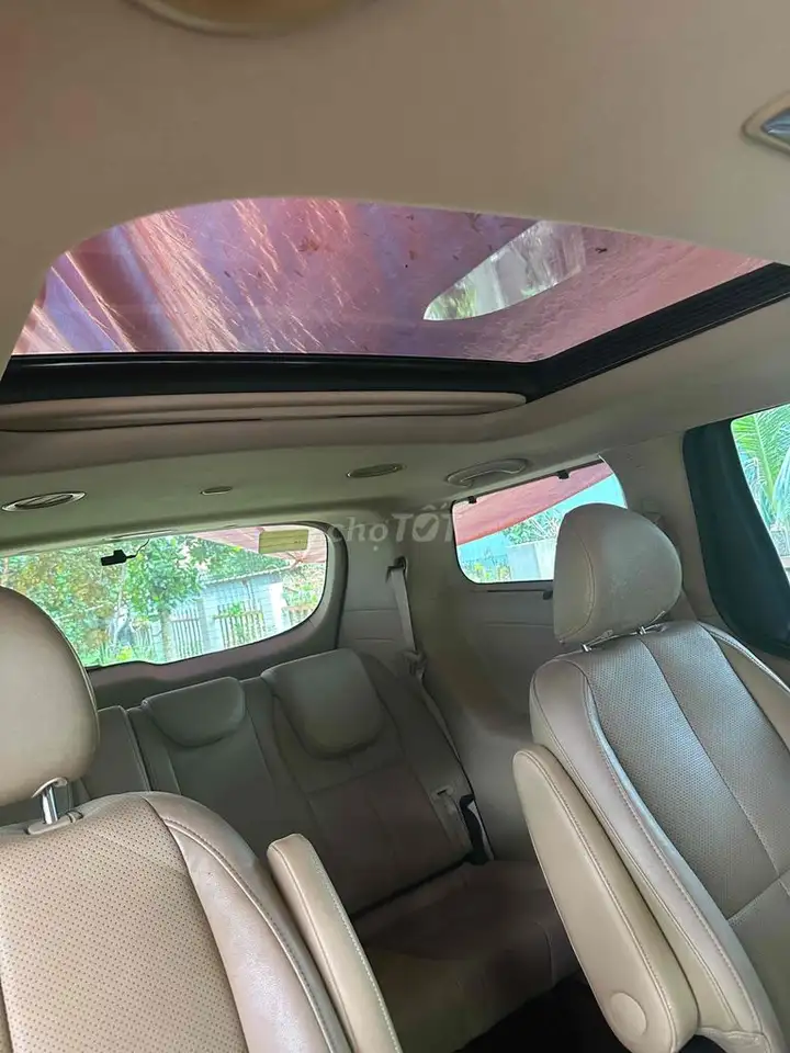 Kia Sedona 2019 дизель, коричневый