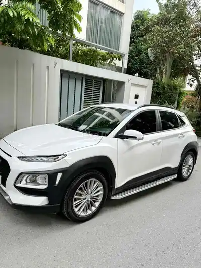Hyundai Kona конец 2019 года в отличном состоянии