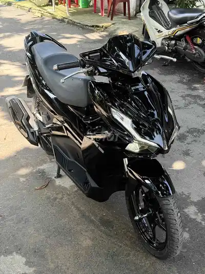 Воздушный клинок Honda 125 куб. см 2022, серебро