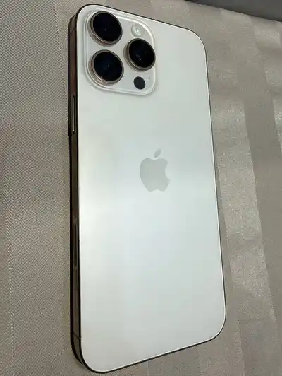 iPhone 16 Pro Max Desert Titanium 256GB