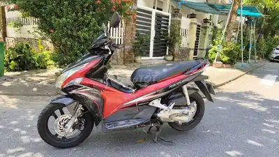 Honda Airblade FI поздний выпуск отличный тихий мотор