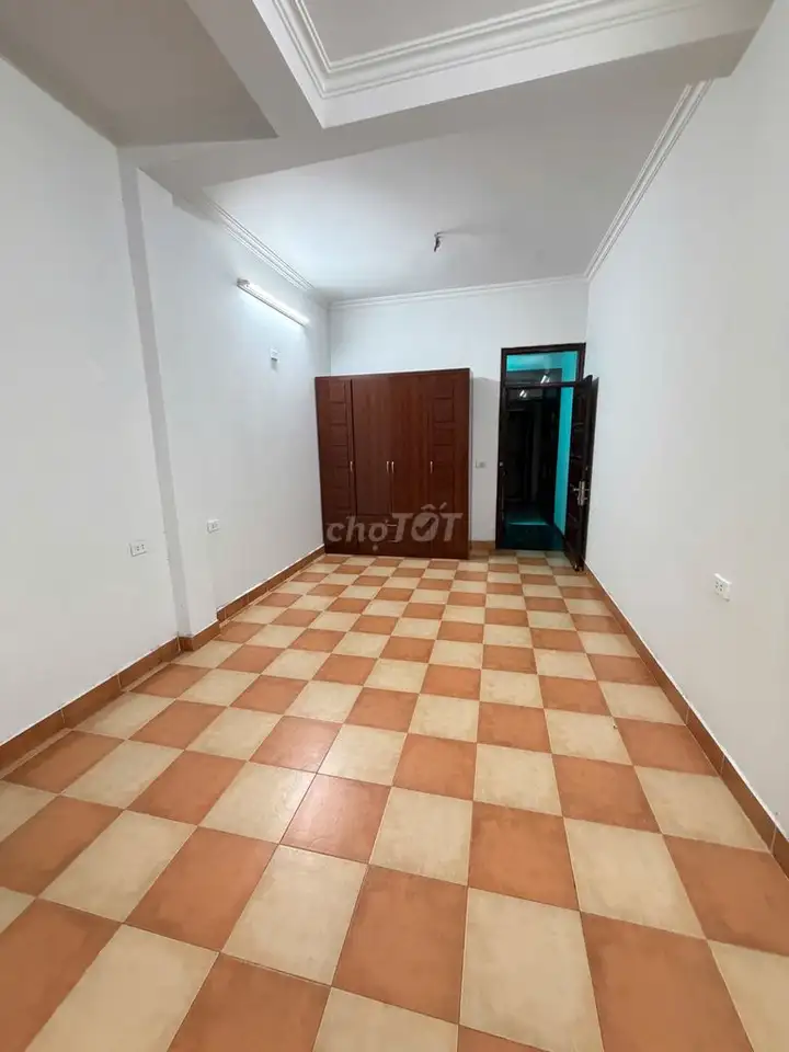 Собственник сдает дом 4 этажа 43м2, авто у подъезда