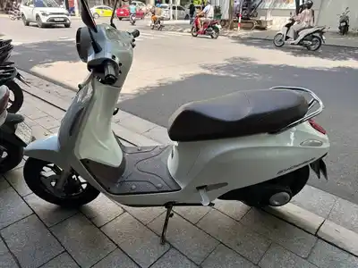 VinFast Evo 200 Lite