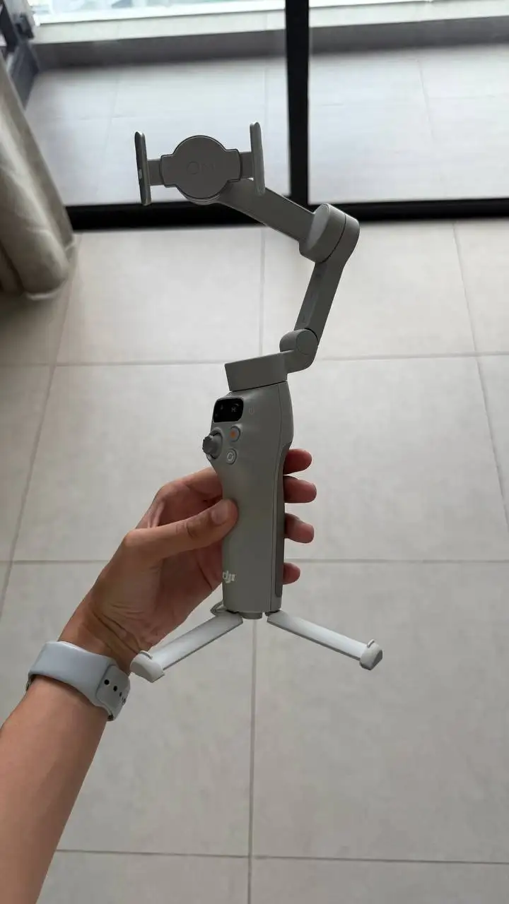 DJI Osmo Mobile 7