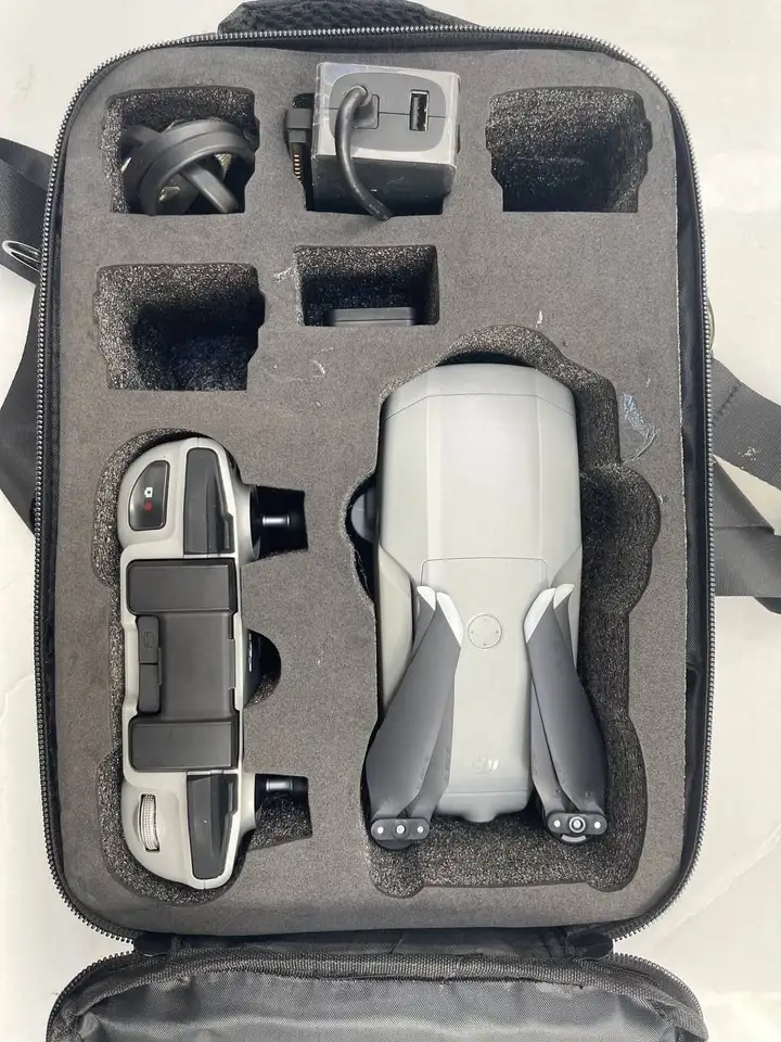 Квадрокоптер DJI Mavic Air 2