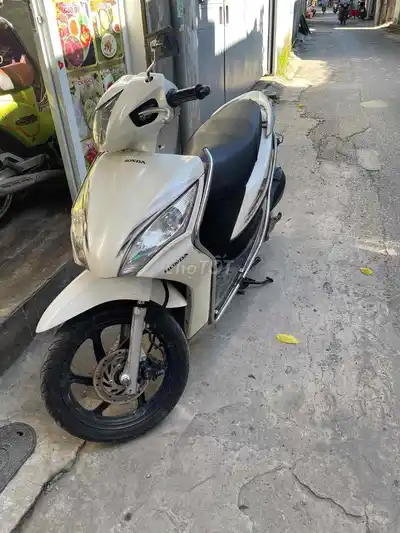 Honda Vision Fi, тихий двигатель, номера 29, красивый мопед