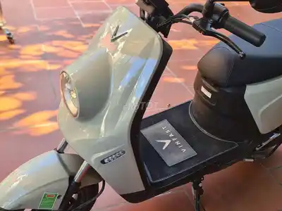Электроскутер Vinfast Zgoo как новый вместо электровелосипеда