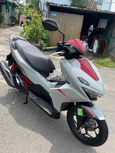 Honda AB 125 ABS 2026 серый цемент 200км