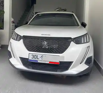 PEUGEOT 2008 2023 GT LINE БЕЛЫЙ