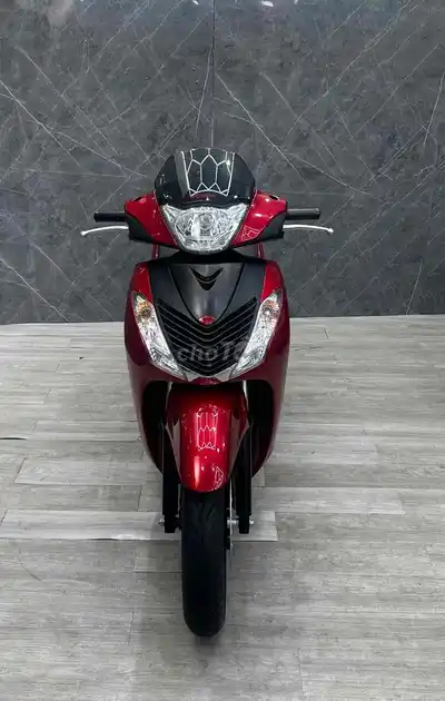 Хонда SH 125i 2011 красная черная SM104