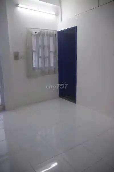 Дом на Tran Quang Khai: 1 этаж, 2 малых этажа, терраса, 2 спальни