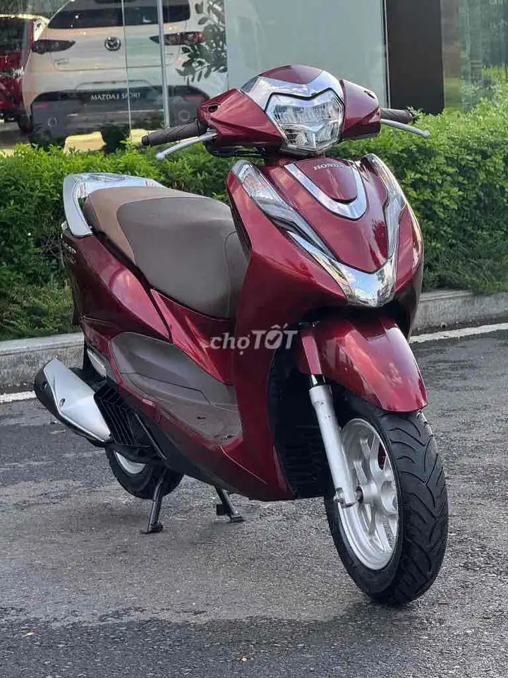 Honda Lead 2022 красный