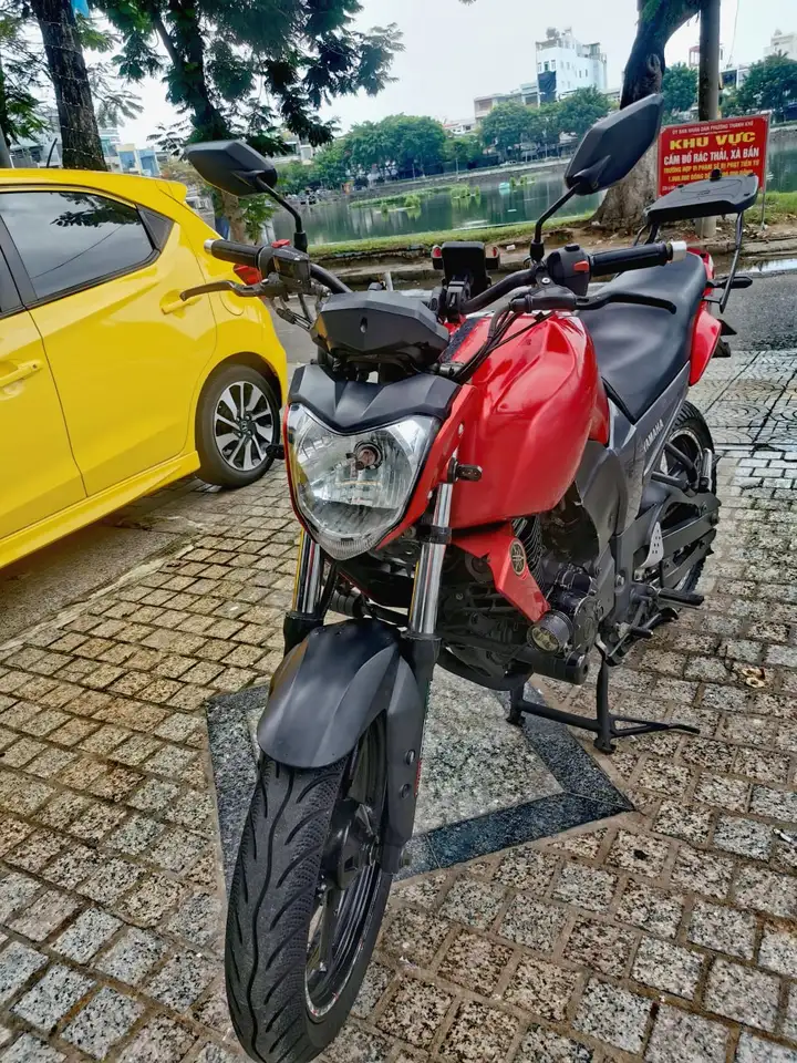 Yamaha FZ-S