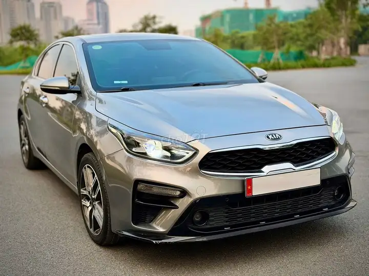 Kia Cerato 2021 2.0 Premium Silver 45000 km