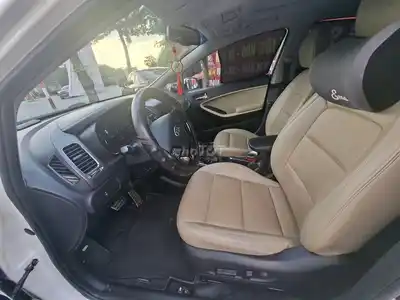 KIA Cerato 2016 1.6 AT белый автомат