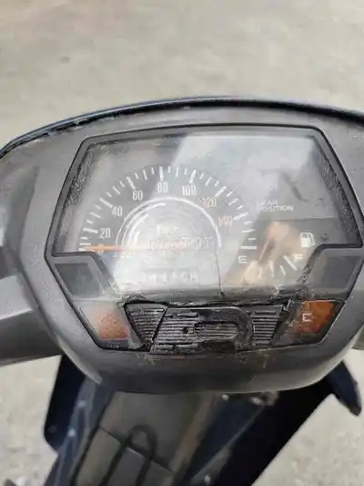 Suzuki Viva Thái синий скутер с механической коробкой