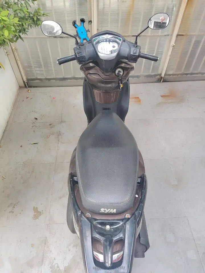 Скутер SYM Shark 125