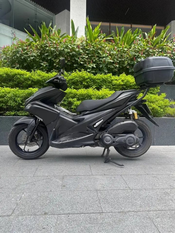 Yamaha NVX 155 — Full Black