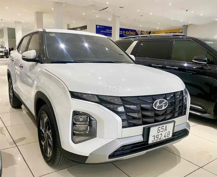 HYUNDAI CRETA 1.5AT 2022, особая версия, 27.000 км